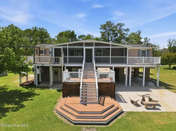2831 Whichards Beach Road, Chocowinity, NC 27817