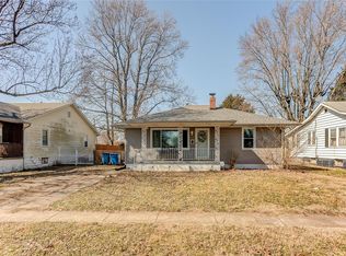 308 Park Dr, Bethalto, IL