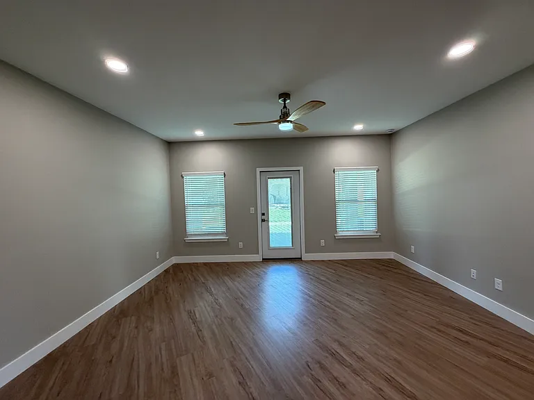 2879 Leahs Ln — Photo 11
