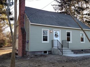 596 East St N, Suffield, CT 06078