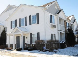 917 Silverstone Dr #917, Carpentersville, IL