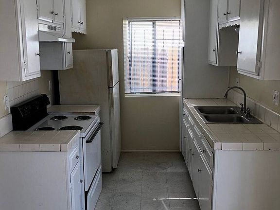 2nd image of 4085 37th St APT 1