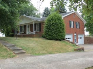 295 Sutton Ln, Lancaster, KY 40444