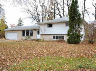 300 Trapp St, Sun Prairie, WI 53590