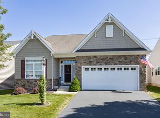 4337 Meadowridge Ln, Collegeville, PA 19426