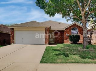 9308 Marilyn Ct, White Settlement, TX 76108