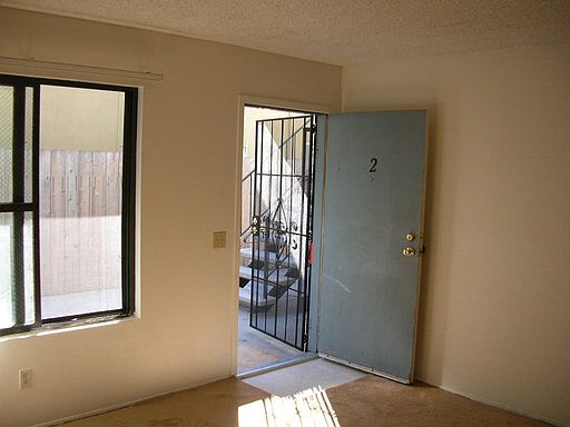 2nd image of 4630 Ohio St APT 2