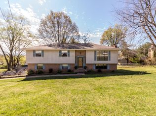 834 Crestridge Dr, Rossville, GA 30741