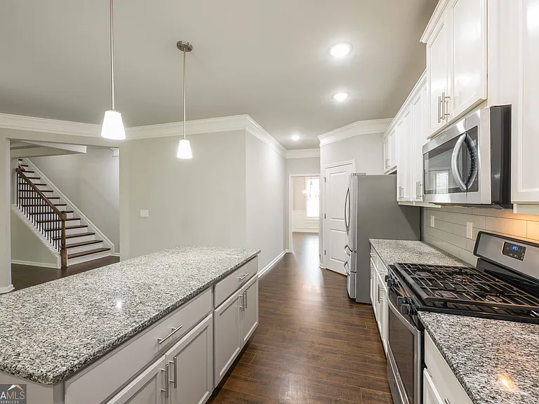3296 Oxford Mill Ln — Photo 9
