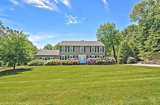 1st image of 24 Heritage Dr