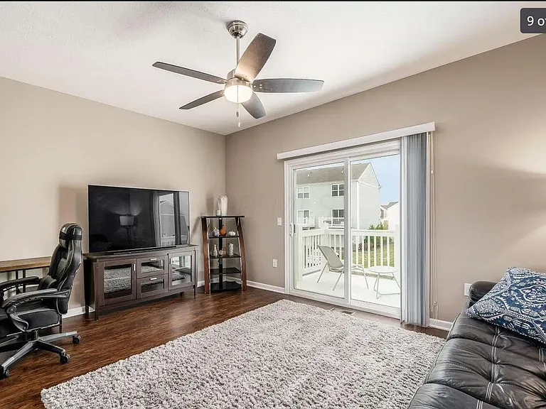 5766 Hayden Run Blvd — Photo 11