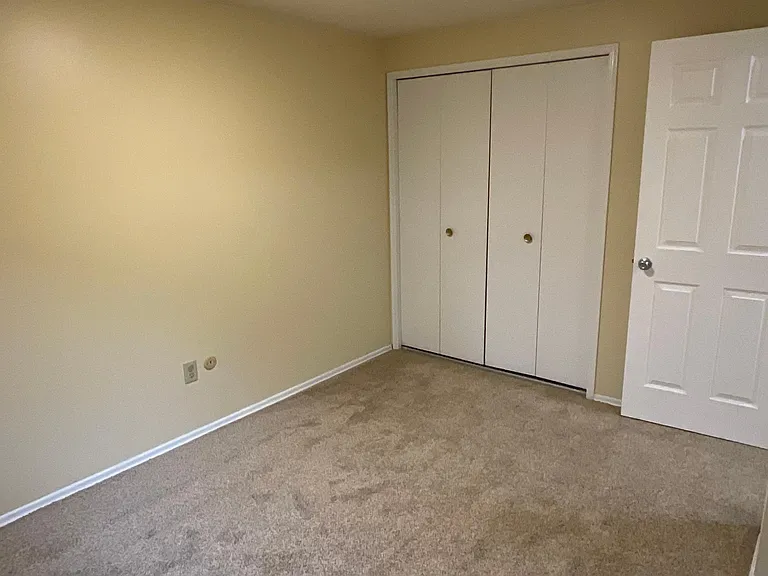 951 Barclay Ln — Photo 21