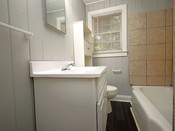 5th image of 501 Charlton St
