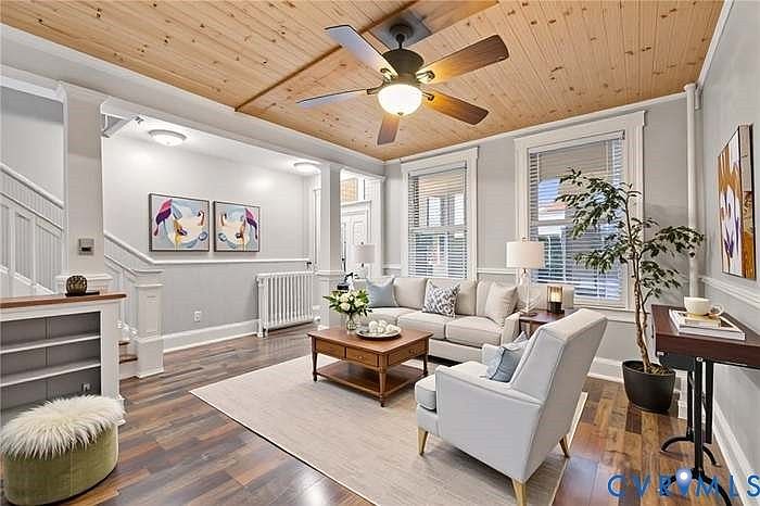 1st image of 3021 Grayland Ave