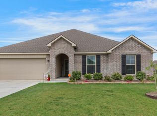 3402 Magnolia Cove Ct, Maurice, LA 70555