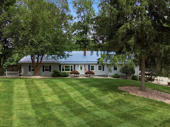 521 Harlan Rd, Mansfield, OH 44903