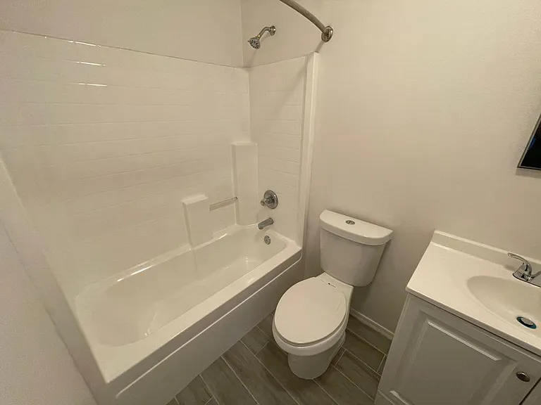 11755 W Corrine Dr — Photo 5
