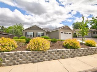 2660 Beverly Dr, Medford, OR 97504