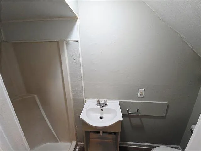 1815 N Claiborne Ave #103-A — Photo 4
