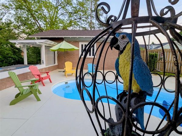 311 W Union St, Morganton, NC 28655