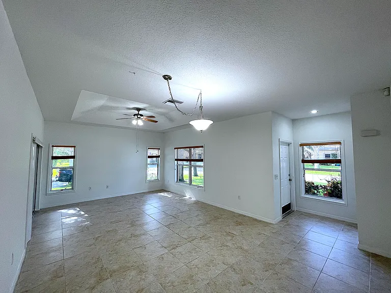 1864 Pelican Dr — Photo 5