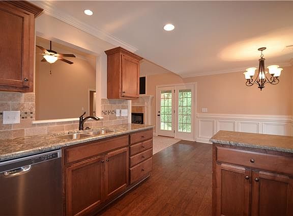 5th image of 221 Windmill Trl #31-lot 31
