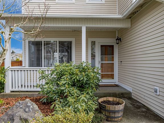 3rd image of 12707 116th Avenue Ct E