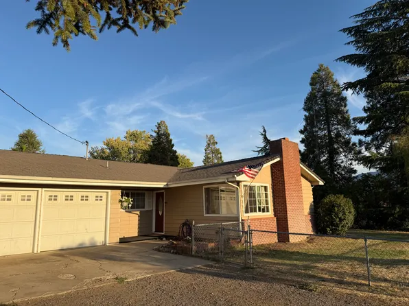 1290 N Mountain Ave, Ashland, OR 97520