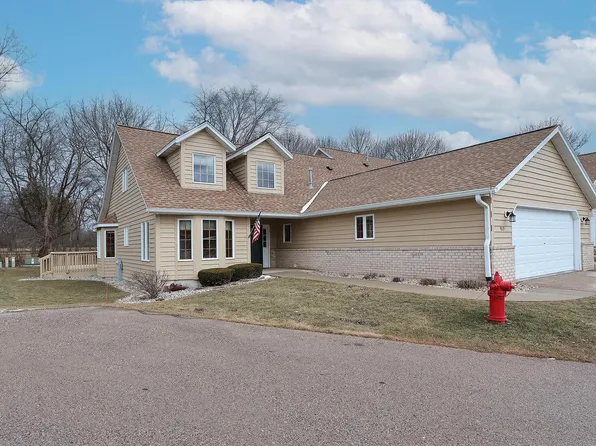 876 Cypress POINT #24A, Waterford, WI 53185
