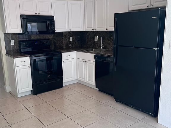3rd image of 1142 Binney Dr #A