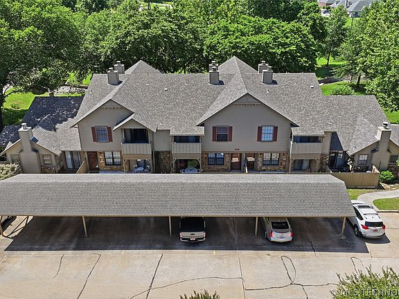 5th image of 9114 S Urbana Ave #9-B