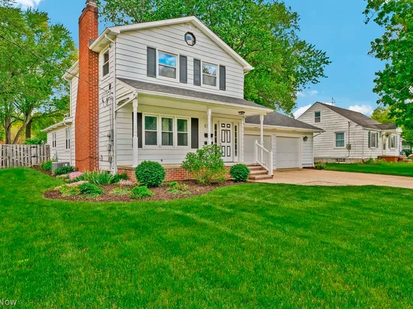 1144 Willow St, Grafton, OH 44044