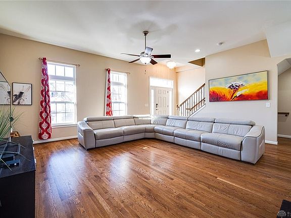 3rd image of 5349 Hayden Ln