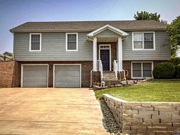 712 Davis Dr, Manhattan, KS 66502