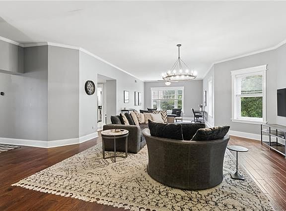 3rd image of 1436 Jackson Ave #4A