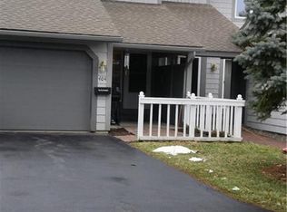 404 Summerhaven Dr N, East Syracuse, NY 13057