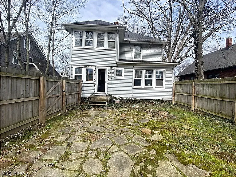 3340 E Fairfax Rd — Photo 18