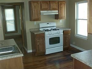 5th image of 94 Palm St #2