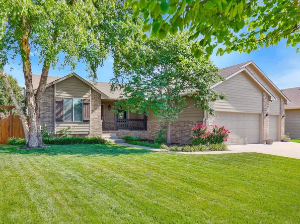 3725 N High Point St, Wichita, KS 67205