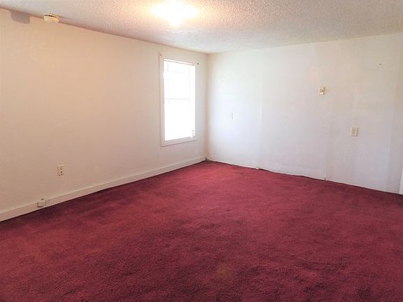 5th image of 420 Orchard Dr