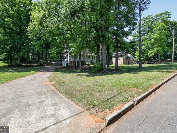 146 Camp Creek Dr, Stockbridge, GA 30281