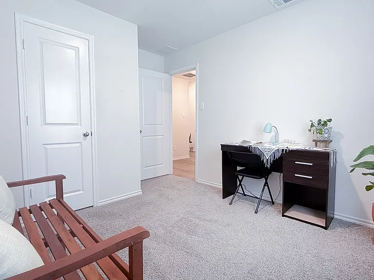 702 Sunlight Loop — Photo 24