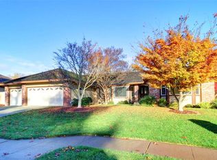 60 Portinao Cir, Sacramento, CA 95831