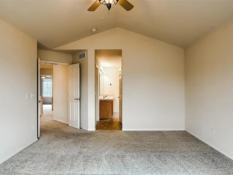 5944 S Ukraine St — Photo 11