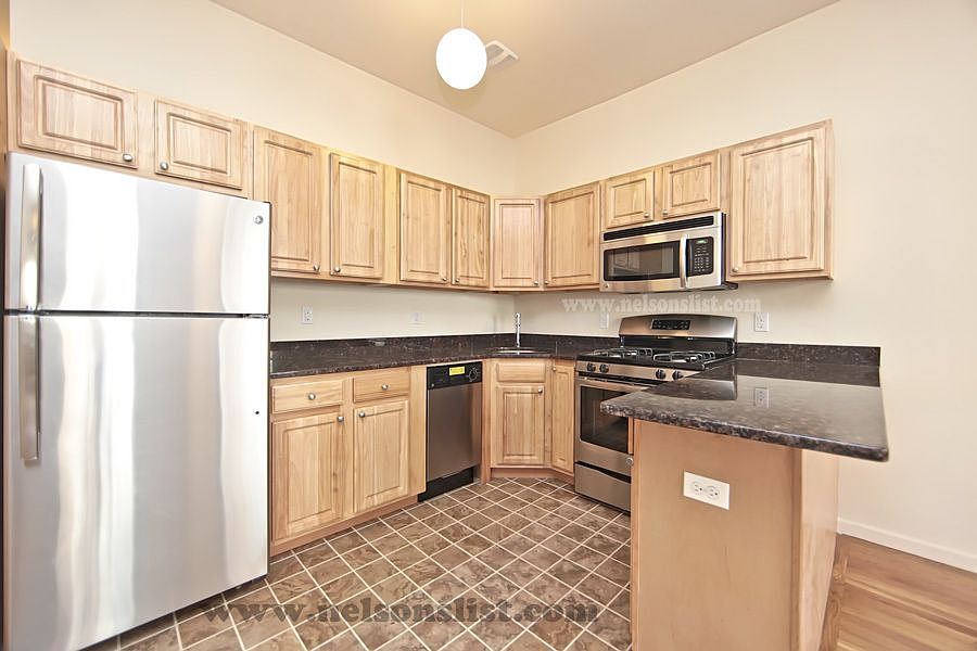 1st image of 594 6th Ave #1C