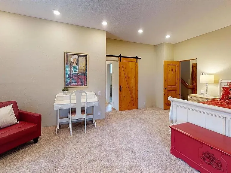 575 Spring Ranch Dr — Photo 12