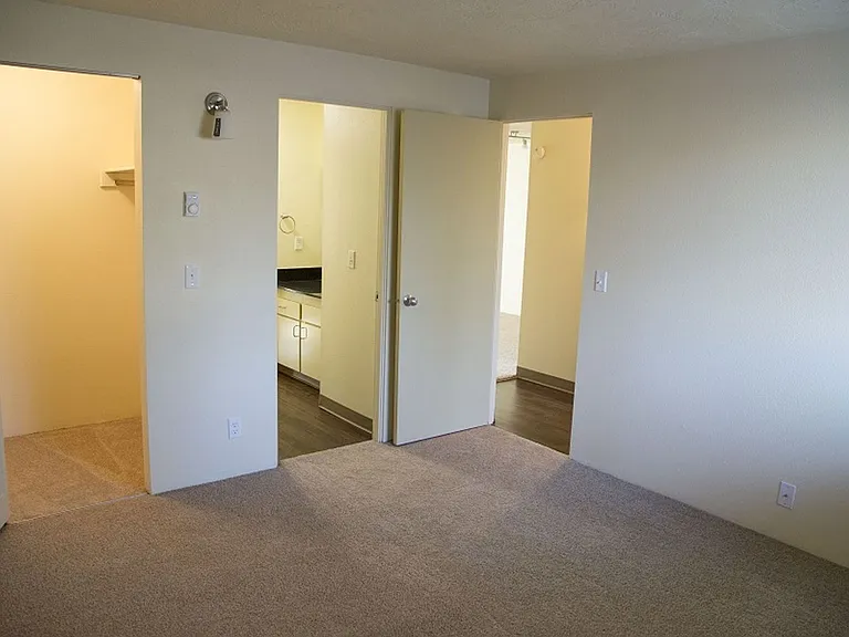 Northgreen Apartments — Photo 20