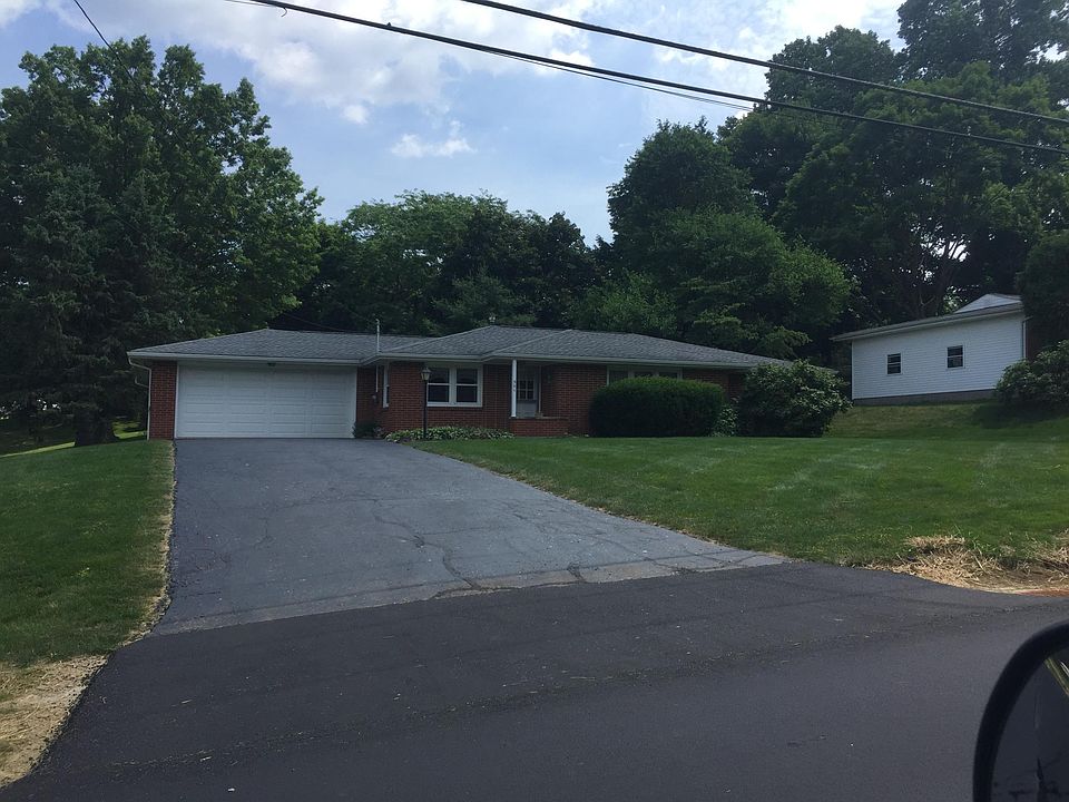 1st image of 301 Marita Dr