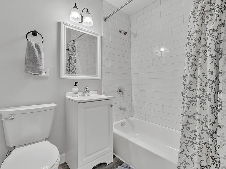 7 Division St #3A — Photo 11