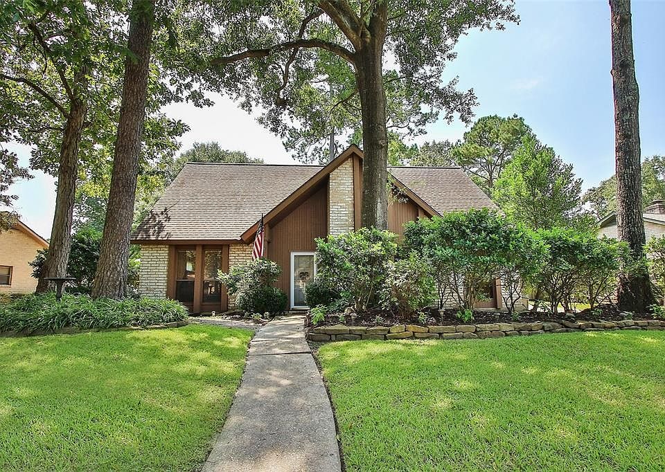 1st image of 3714 Golden Lake Dr